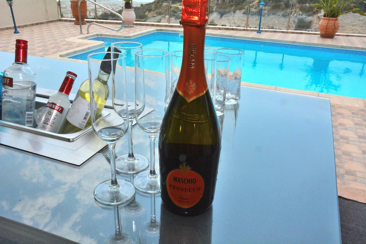 Villa Ocean Breeze Peyia Dış mekan fotoğraf